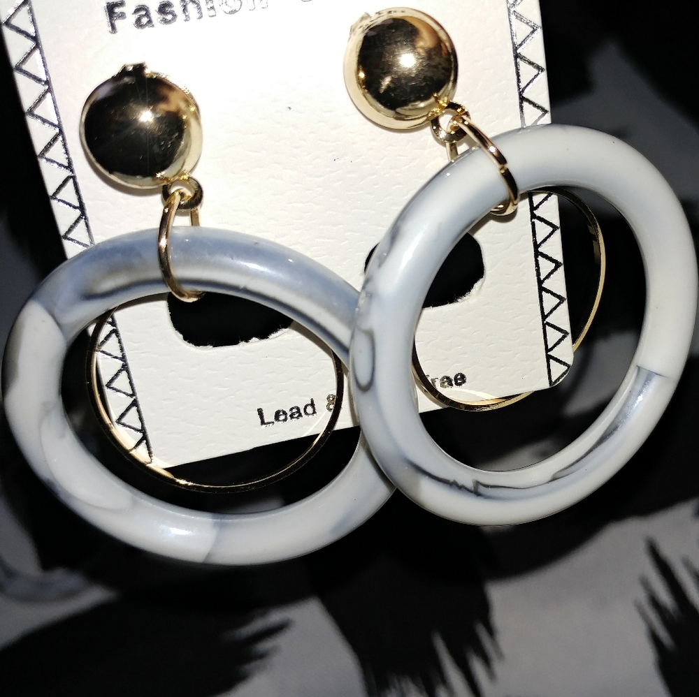 Vintage style earrings